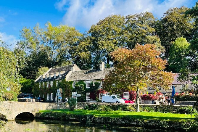Private tour of the stunning Cotswolds with an expert local guide - Bibury and Arlington Row