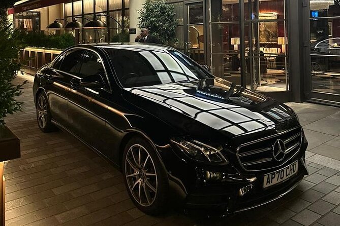 Private transfer any London hotel to/from Southampton Cruise Port - Meeting the Chauffeur at Southampton Cruise Port