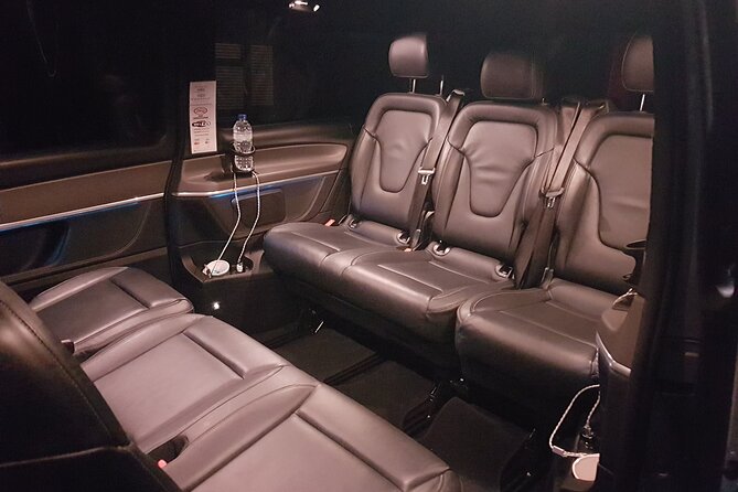 Private Transfer from London & All London Airports to Liverpool - Settling into the Mercedes V-Class