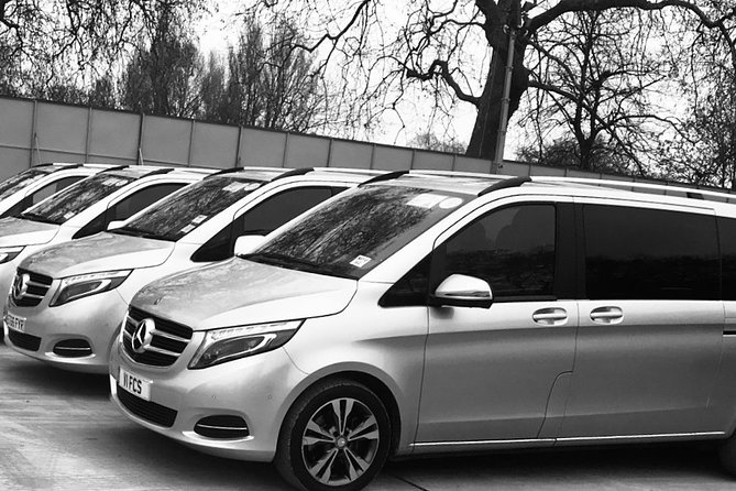Private Transfers From London to Heathrow Airport - Inside the Private Mercedes-Benz