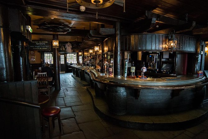 Private Walking Tour: Historic and Hidden Pubs of London - The Mayflower and London’s seafaring past