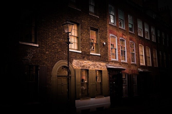 Private Walking Tour: Jack The Ripper and East End - What the guide can add to the experience