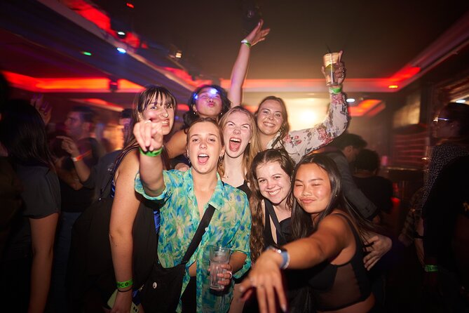 Pub Crawl of Central London - Group Size, Guides, and Keeping Track