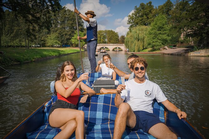 Punting Tour in Cambridge - Commentary can make or break the ride