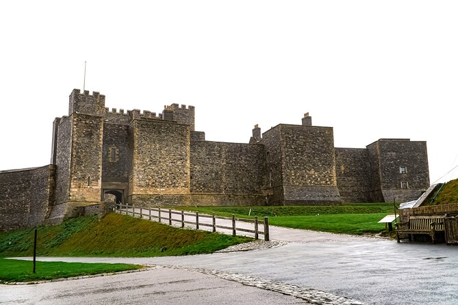 Rochester, Dover Castle Guided Tour and the Cliffs - Rochester: Dickens, cathedral, and castle views