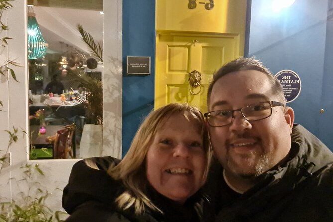Romantic Notting Hill: Self-Guided Love Story Puzzle Walk - A different way to see Notting Hill