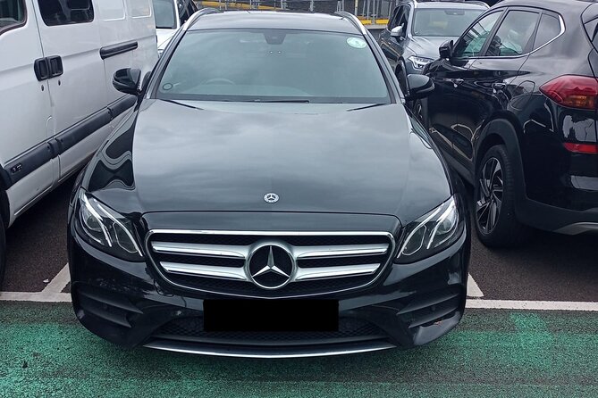 Round Trip Taxi Transfer - Gatwick Airport To & From London - A private ride instead of a station change