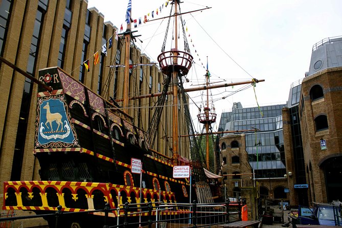 See Over 30 Top London Sights! Fun Private Tour with Local Guide - Borough Market, Southwark Cathedral, and a useful food pause