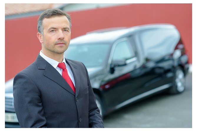 Shared Departure Transfer from your London Hotel to the Airport - Key points at a glance