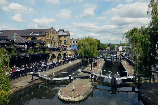 Shoreditch & East London Walking Tour with a Local, Custom & Private - Shoreditch, Hoxton, and the Area’s Changing Character