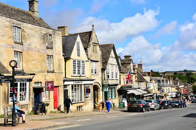 Small-Group Cotswolds Tour (From London) - Burford: an old market town at the Cotswolds gateway