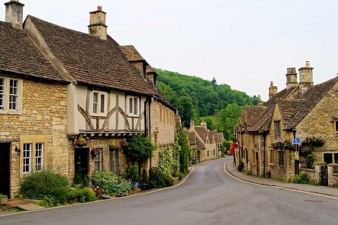 Small Group Cotswolds Village, Stonehenge and Bath Tour from London - Comfort, timing, and the cost of convenience