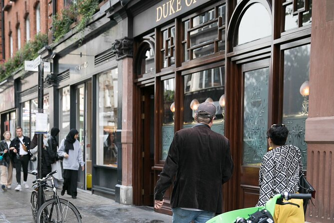 Soho Music & Historic Pubs Tour - What the $44.38 price really covers