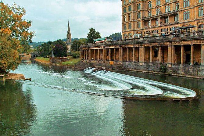 Stonehenge and Bath Day Guided Tour from London - Bath: Georgian streets, Roman water, and a busy schedule