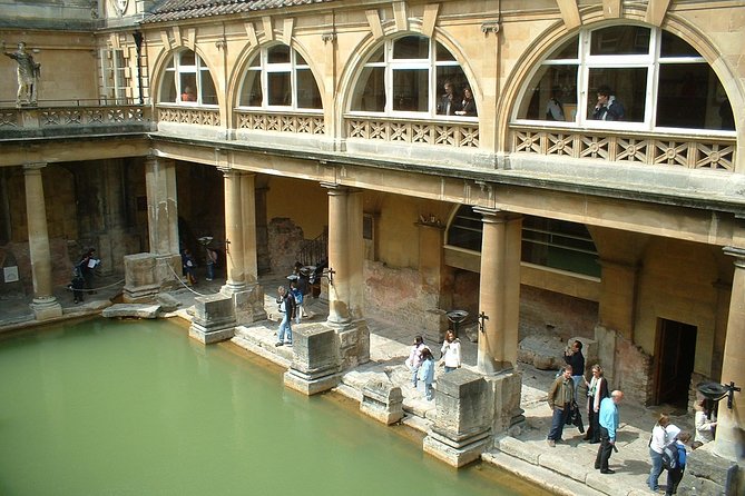 Stonehenge and Bath Day Trip from London with Optional Roman Baths Visit - How comfortable is the coach?