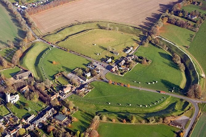 Stonehenge and The Stone Circles of Avebury Day Trip from London - Walking through Avebury’s stone circle