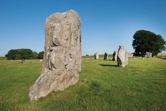 Stonehenge, Avebury & the Cotswolds from Bath (Small group) - Avebury lets you walk among the stones