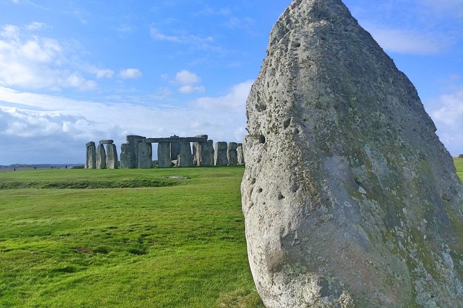 Stonehenge Half-Day luxury guided tour from Bath for 2-8 - Why this Bath to Stonehenge trip works