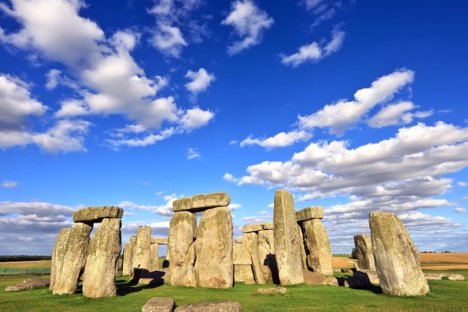Stonehenge Half-Day Tour from London with Admission - The coach ride from London to Wiltshire