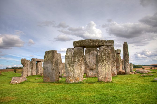 Stonehenge Morning Half-Day Tour from London Including Admission - Arriving at Stonehenge near opening time
