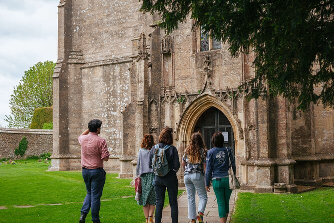 'Stonehenge & Secret England' from Bath for 2-8 curious adventurers - Lunch in a country pub