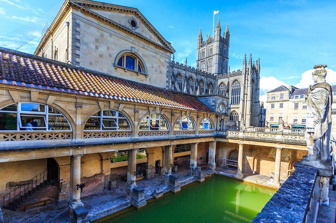 Stonehenge, Windsor Castle, and Bath from London - Life on the coach for 11 to 12 hours