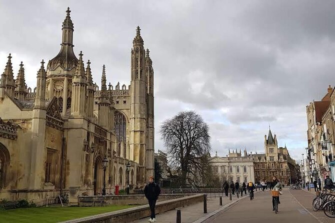 Tangential Cambridge: Group Walking Tour of Sights and Highlights - The Mathematical Bridge and the River Cam