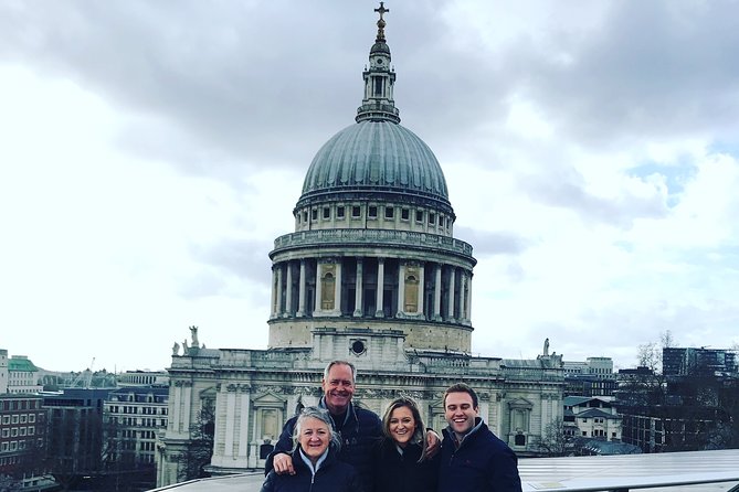 The 6 Hour Private Iconic Black Cab Sightseeing Tour - St. James’s Palace and Westminster Abbey