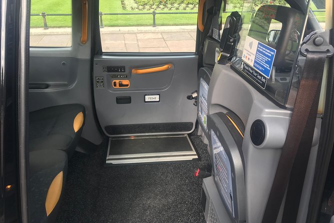 The 6 Hour Private Iconic Black Cab Sightseeing Tour - Parliament, Big Ben, and the Thames at Bankside