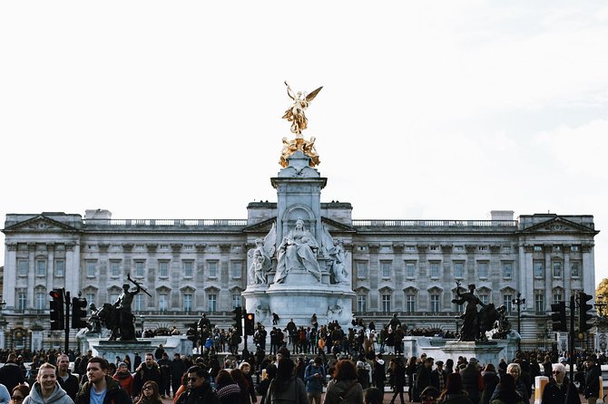 The History of London City Center Exclusive Guided Walking Tour - St. James’s Palace and the royal route
