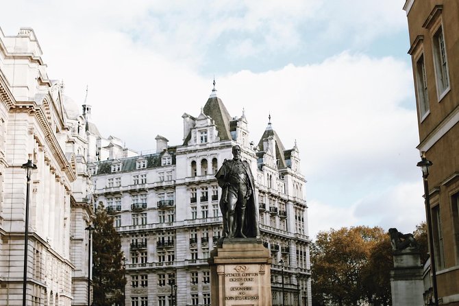 The History of London City Center Exclusive Guided Walking Tour - Churchill War Rooms and the wartime story