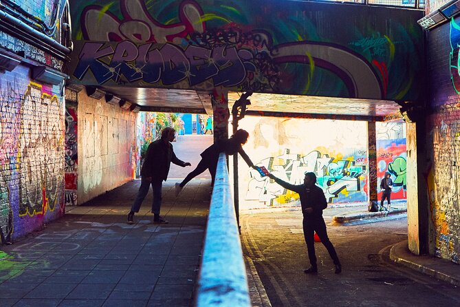 The Hunt for the Cheshire Cat by HiddenCity - Discovering less obvious parts of London