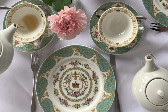 The Kensington Palace Gardens Royal High Tea - From Queensway Station into Kensington Gardens