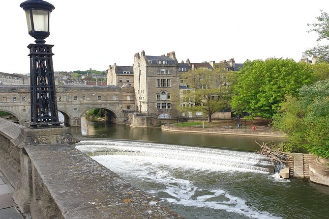 The Splendour of Georgian and Victorian Era Bath: A Self-Guided Audio Tour - Starting at Terrace Walk beside The Huntsman
