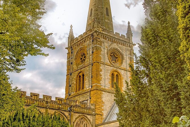 The WalkTalkShow.co.uk - Guided Tour of Stratford upon Avon - Shakespeare’s New Place and the story of success
