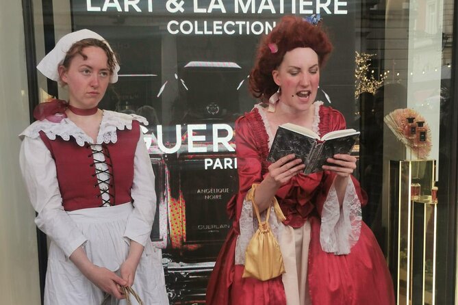 Theatrical Walking Tour with Harlots, Strumpets and Tarts - Baroness Quickblow and the cast