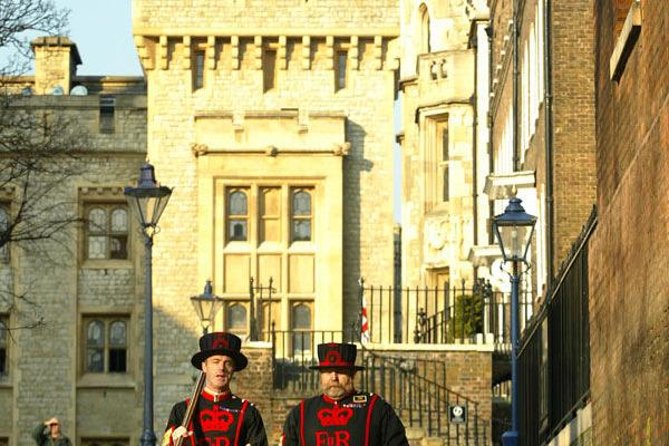 Tower of London and Crown Jewels Exhibition Ticket - How long should you stay?