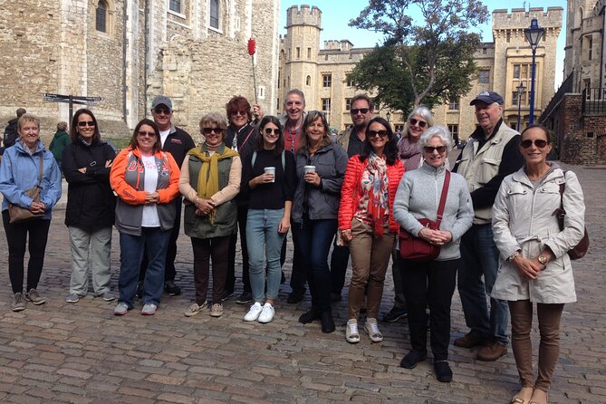 Tower of London Crown Jewels and English Royal History Tour - What the three-hour schedule means for you