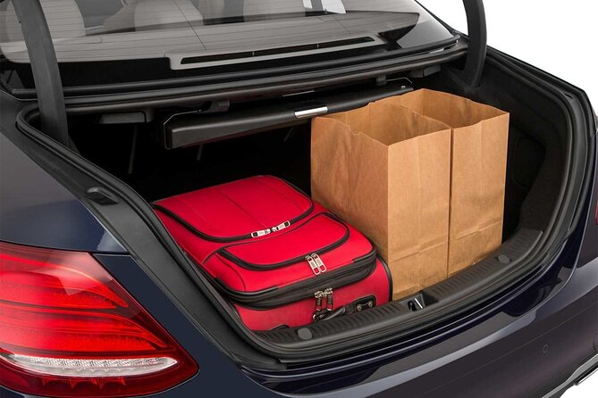 Transfer from Heathrow Airport LHR to Central London by Sedan - What the 50 to 70-minute ride is like