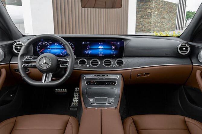 Transfer from Heathrow Airport LHR to Central London by Sedan - A clean business vehicle for small groups