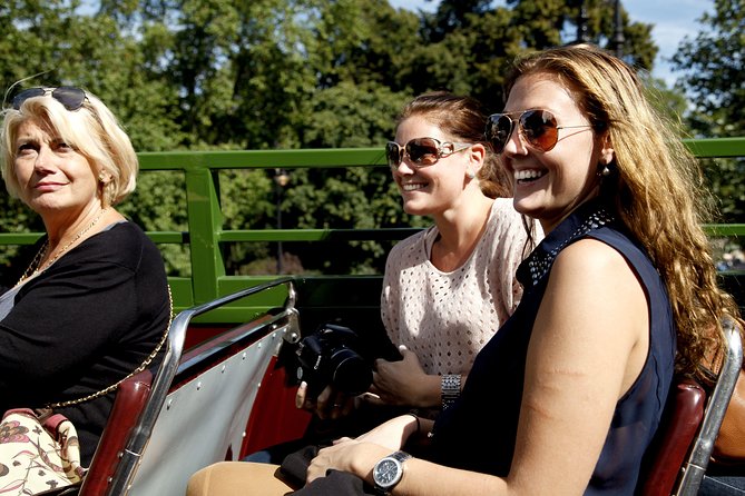 Vintage London Bus Tour Including Cruise with London Eye Option - Westminster Abbey, Parliament, and Big Ben from the bus