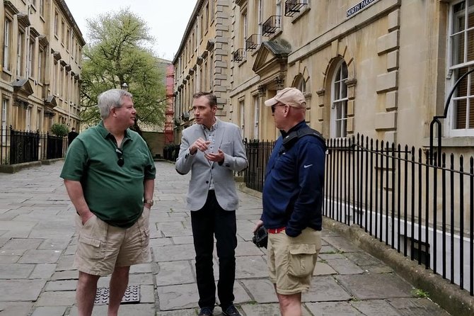 Visit Bath And Stonehenge: Private Black Cab Day Trip from London - What the private format really adds