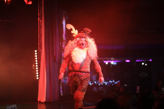Viva's Big Christmas Show Night Out! Christmas’s Party Show - Drinks and the party atmosphere