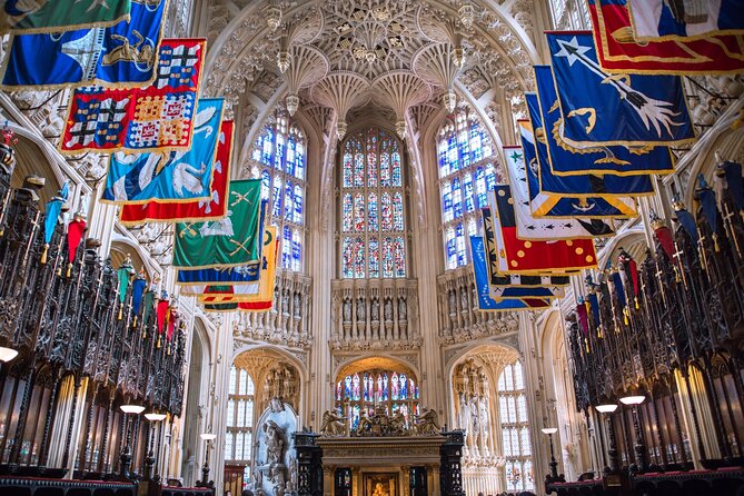 Walking Tour of London Westminster Abbey, Big Ben, Buckingham - Guide quality and the role of storytelling