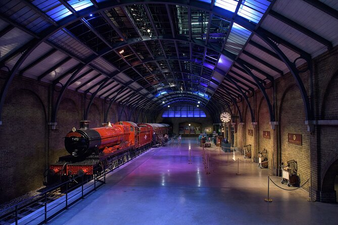 Warner Bros. Studio Harry Potter Tour with Superior Transport from London - The Great Hall, costumes, and film-making craft