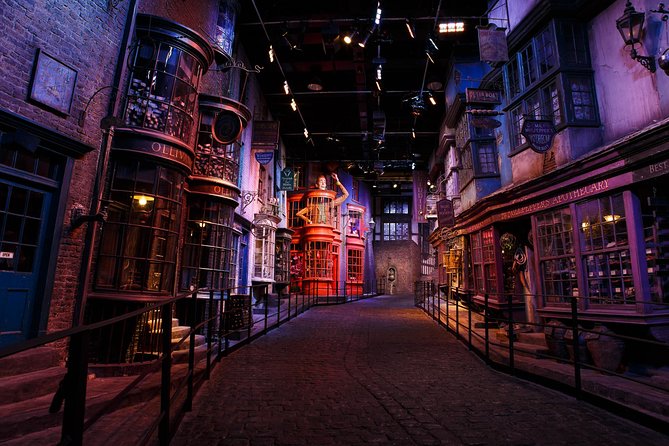 Warner Bros. Studio Tour with Transportation from London - The return to London