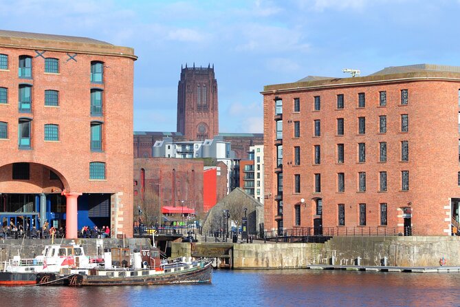 Welcome to Liverpool Tour - 2 Hour Private Walking Tour - Timing, meeting point, and practical details