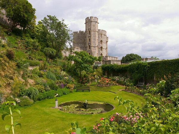 Windsor Castle Admission Ticket - Entering through Castle Hill