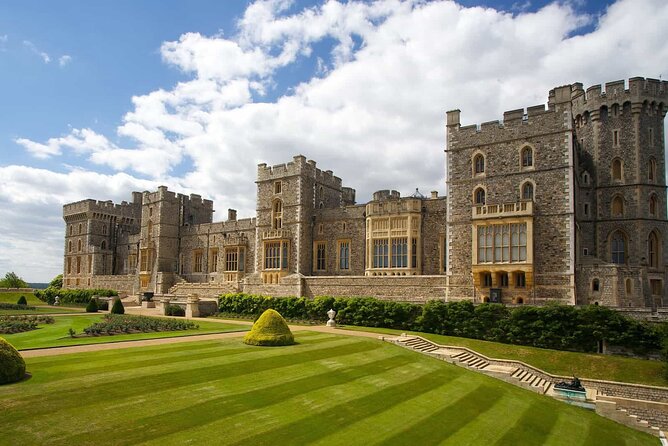 Windsor Castle, Stonehenge & Oxford Private Car Tour from London - Stonehenge: an hour with a prehistoric monument