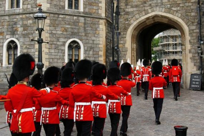 Windsor Castle Tour from London with Transportation & Audio Guide - The State Apartments and royal art